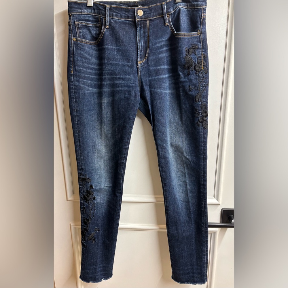 Aqua by Bloomingdal’s Women's Embroidered Jeans